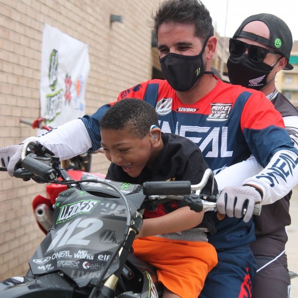 “Pensar en moto es pensar en acción, adrenalina, libertad...